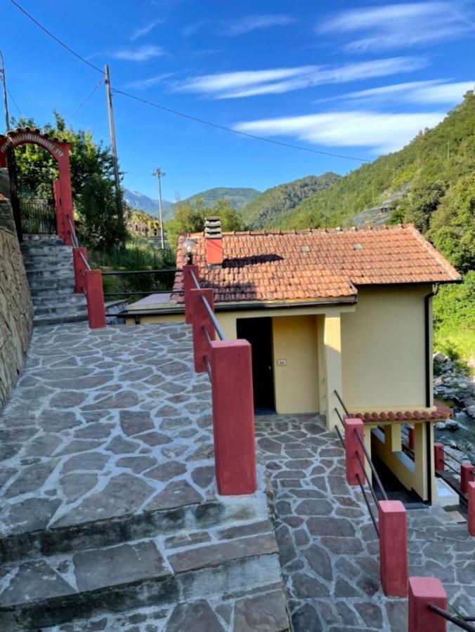Agriturismo Del Gao Isolabona Eksteriør bilde