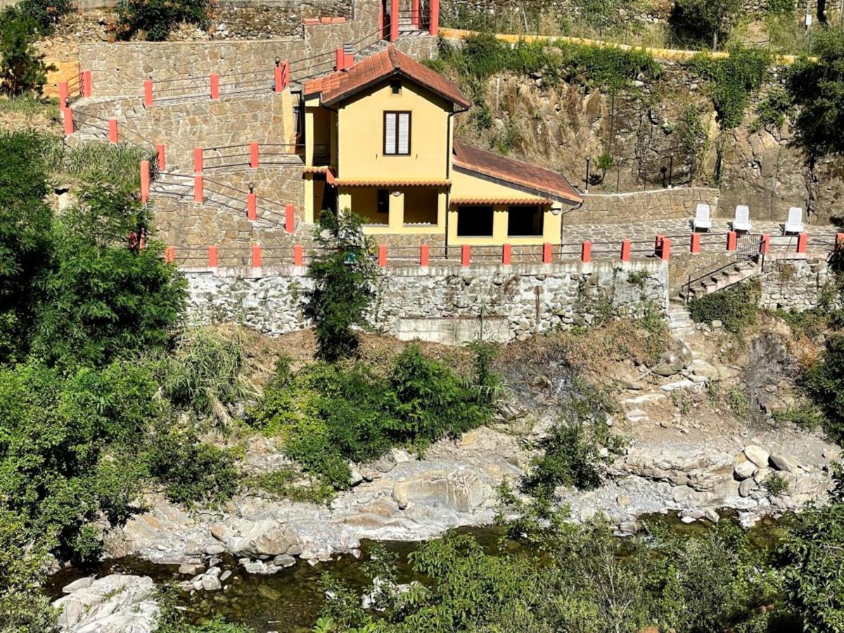 Agriturismo Del Gao Isolabona Eksteriør bilde